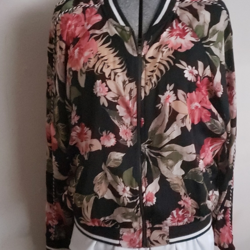 Bomber jacket - Picture 4 of 6